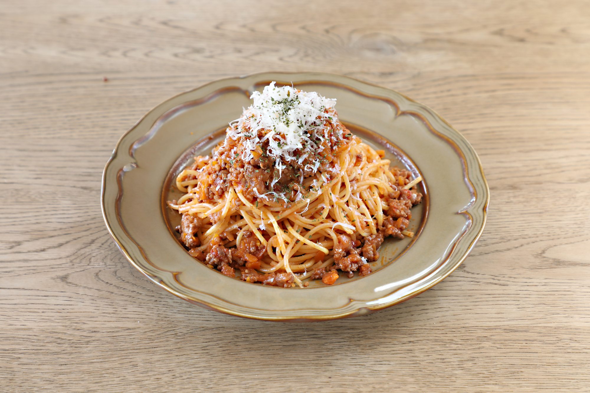 ゴロゴロお肉の<br>ボロネーゼパスタ